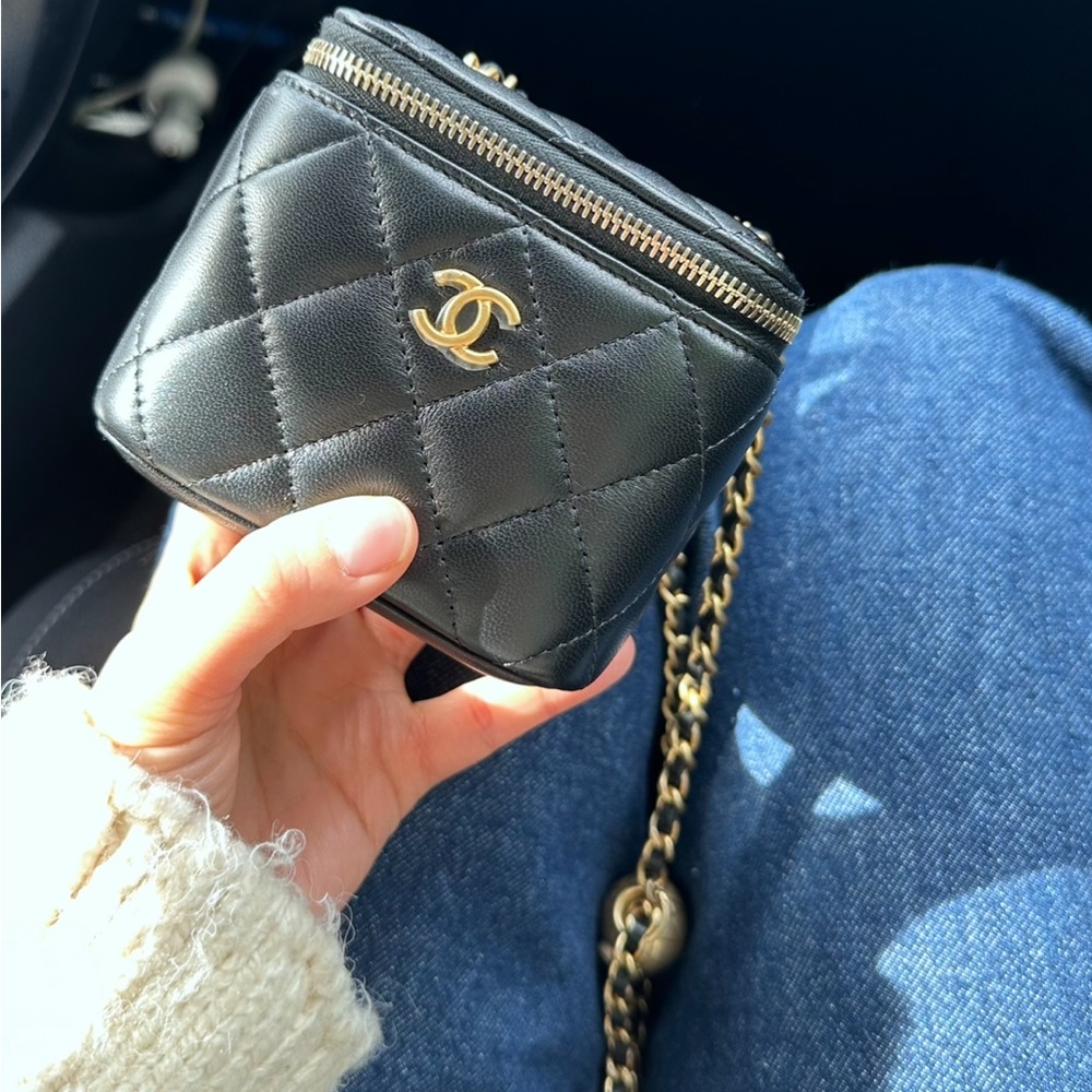 pearl crush channel VANITY BAG - Picture 2 of 4